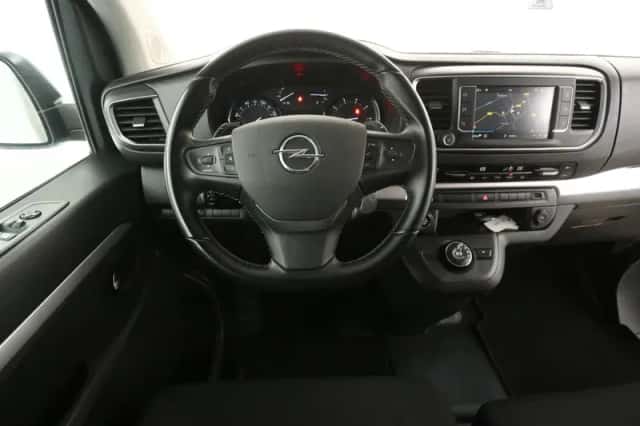 Opel Vivaro (2022) thumbnail 2