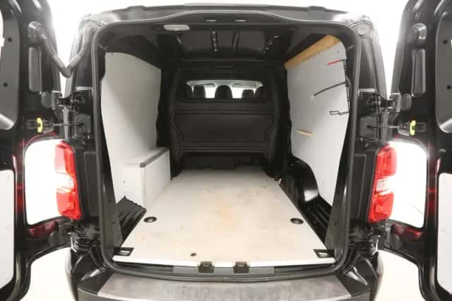 Opel Vivaro (2022) thumbnail 4