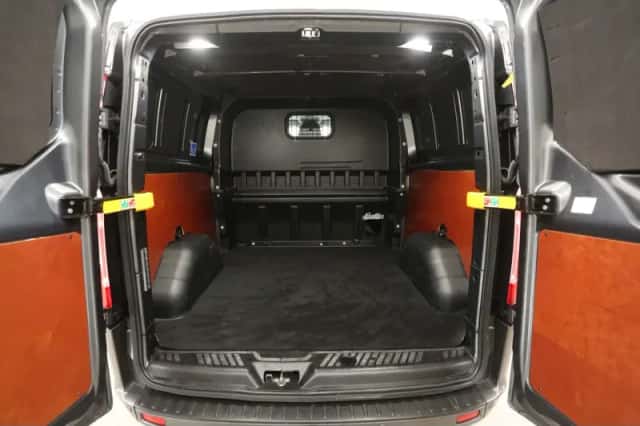 Ford Transit Custom (2023) thumbnail 6