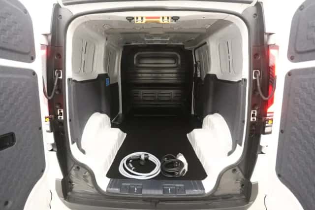 Kia PV5 (2026) thumbnail 3