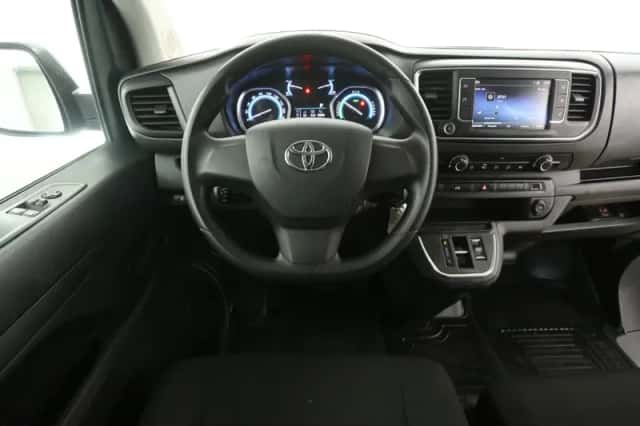 Toyota Proace (2024) thumbnail 2