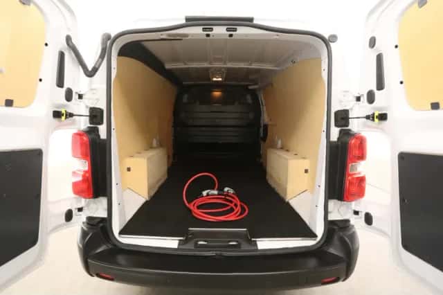 Opel Vivaro-e (2023) thumbnail 3