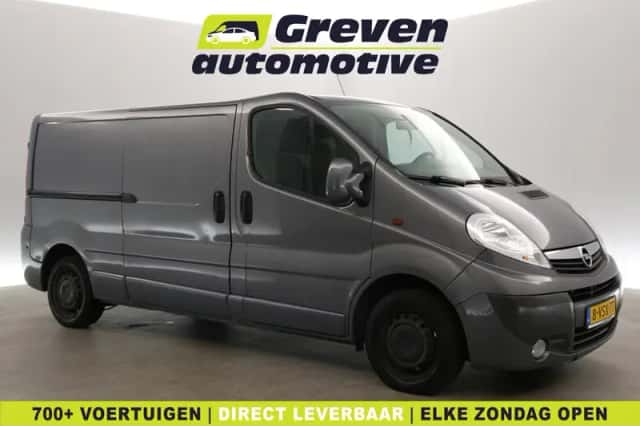 Opel Vivaro (2012) thumbnail 1
