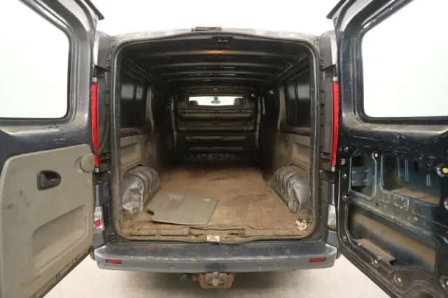 Opel Vivaro (2012) thumbnail 3