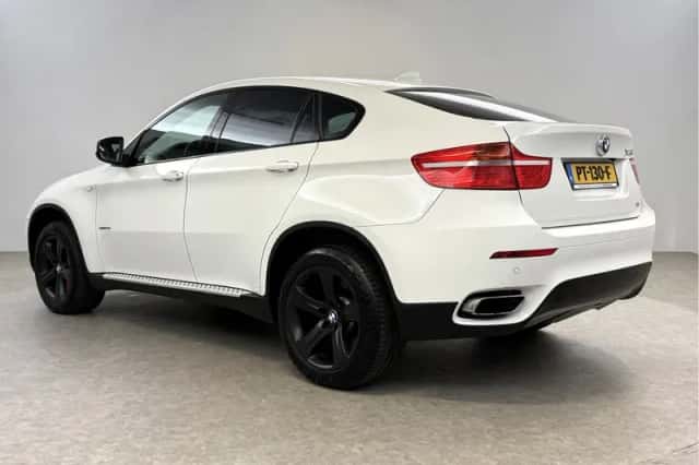 BMW X6 (2008) thumbnail 3