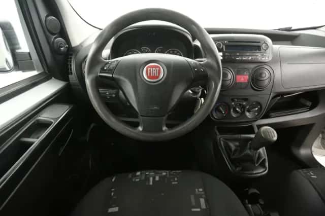 Fiat Fiorino (2013) thumbnail 2