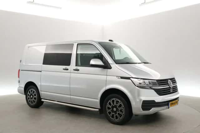 Volkswagen Transporter (2022) thumbnail 6
