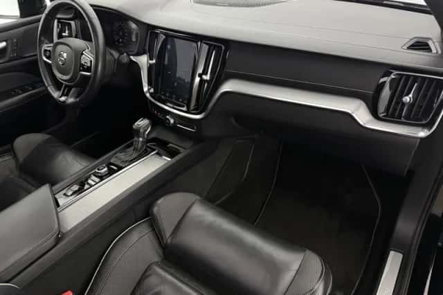 Volvo S60 (2019) thumbnail 4