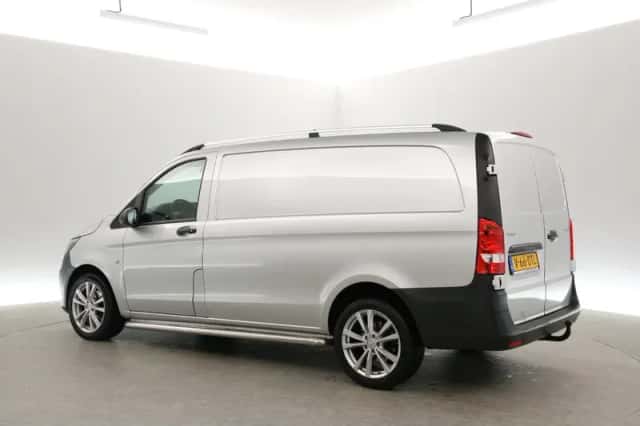 Mercedes-Benz Vito (2019) thumbnail 4