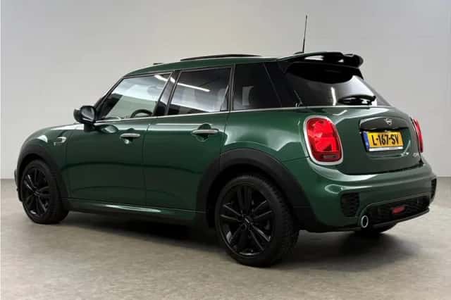 MINI Cooper (2021) thumbnail 3
