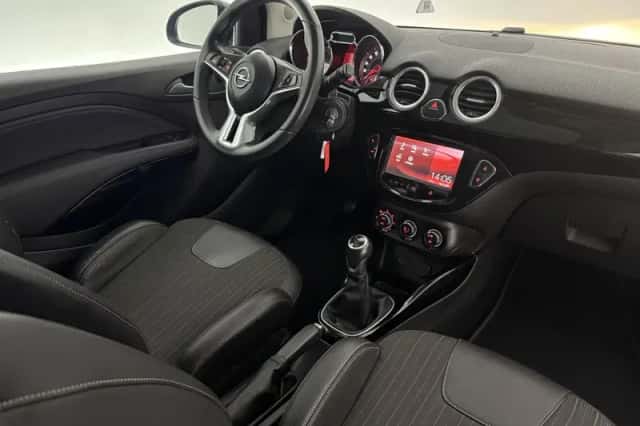 Opel Adam (2014) thumbnail 4