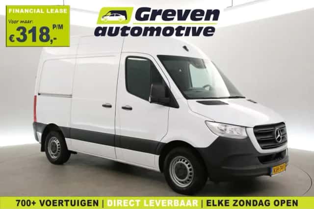 Mercedes-Benz Sprinter (2021) thumbnail 1