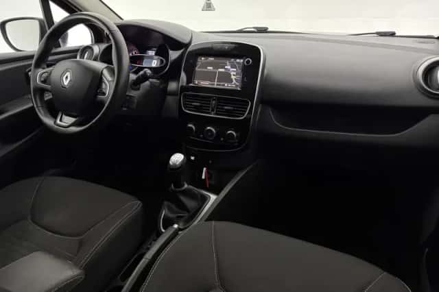 Renault Clio (2017) thumbnail 4