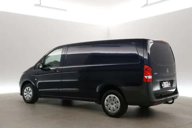 Mercedes-Benz Vito (2021) thumbnail 4