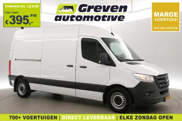 Mercedes-Benz Sprinter (2021) thumbnail 1