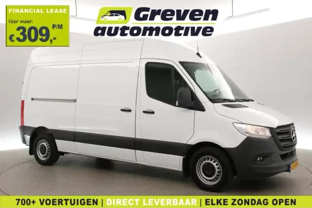 Mercedes-Benz Sprinter (2021) thumbnail 1