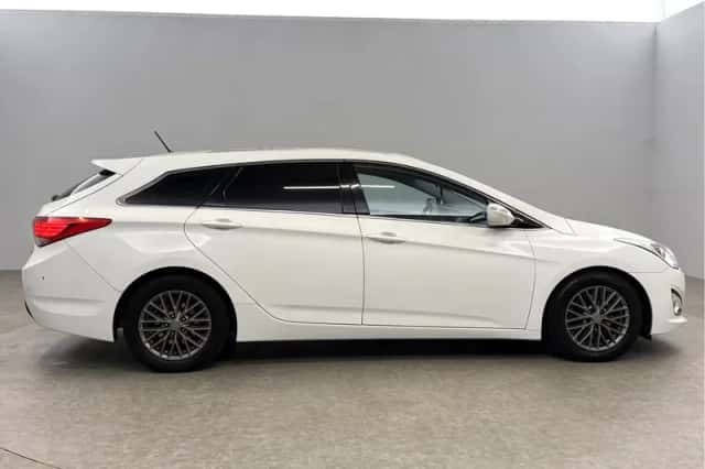 Hyundai i40 (2012) thumbnail 6