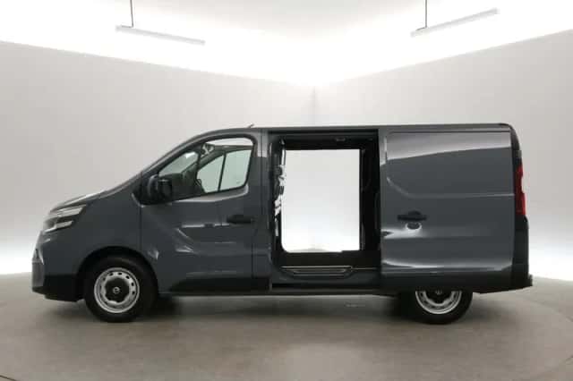 Nissan Primastar (2023) thumbnail 4