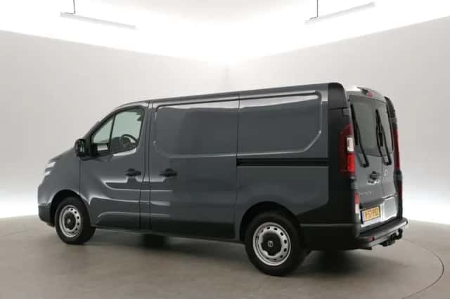 Nissan Primastar (2023) thumbnail 6