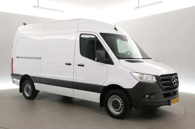 Mercedes-Benz Sprinter (2021) thumbnail 6