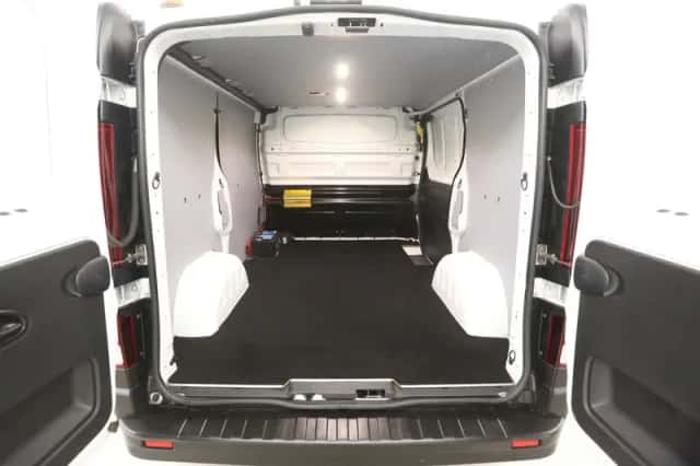 Renault Trafic (2020) thumbnail 3