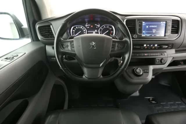 Peugeot Expert (2020) thumbnail 2