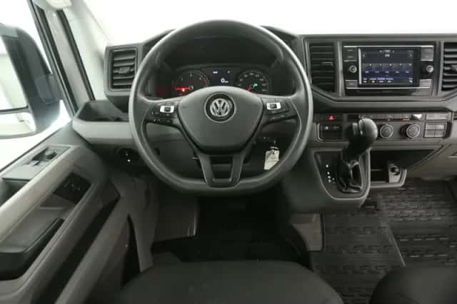 Volkswagen Crafter (2023) thumbnail 2