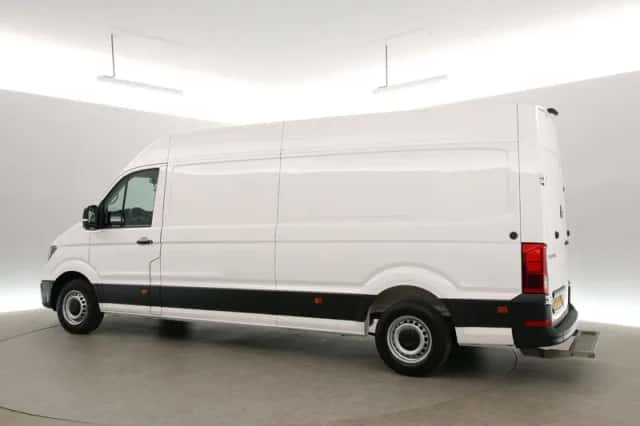 Volkswagen Crafter (2023) thumbnail 4