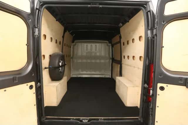 Peugeot Boxer (2022) thumbnail 3