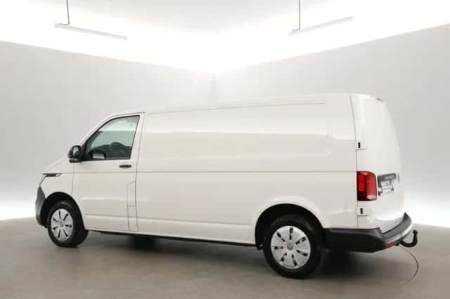 Volkswagen Transporter (2022) thumbnail 4