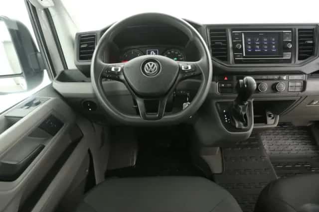 Volkswagen Crafter (2023) thumbnail 2