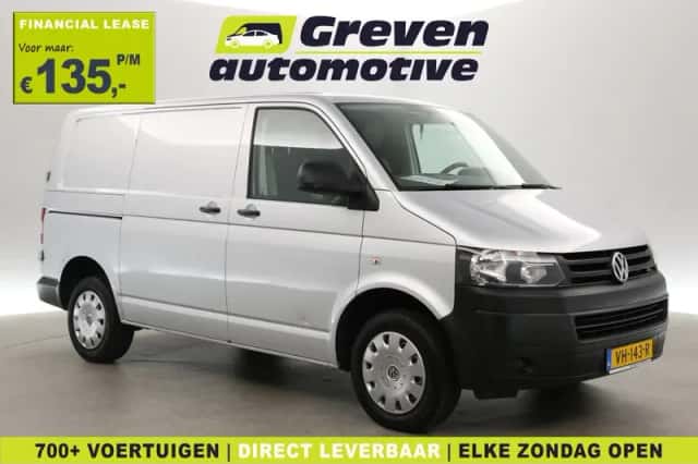Volkswagen Transporter (2014) thumbnail 1