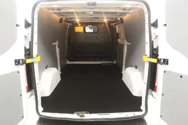 Ford Transit Custom (2019) thumbnail 3