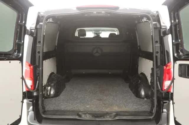 Mercedes-Benz Vito (2016) thumbnail 3