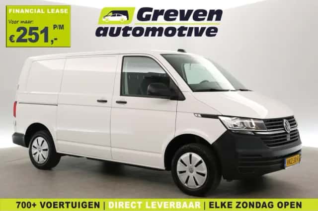 Volkswagen Transporter (2021) thumbnail 1