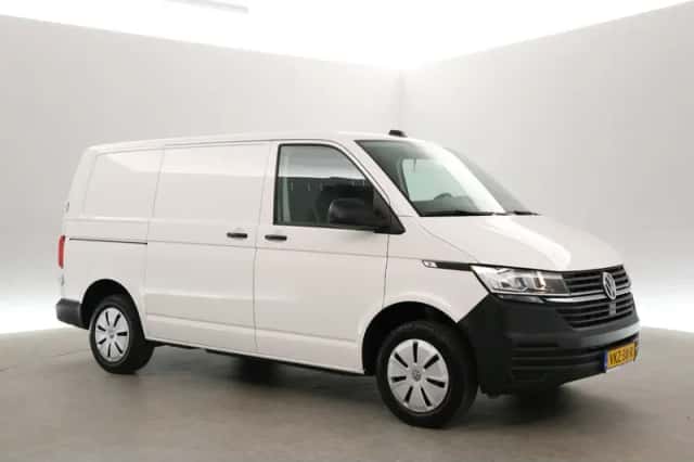 Volkswagen Transporter (2021) thumbnail 6