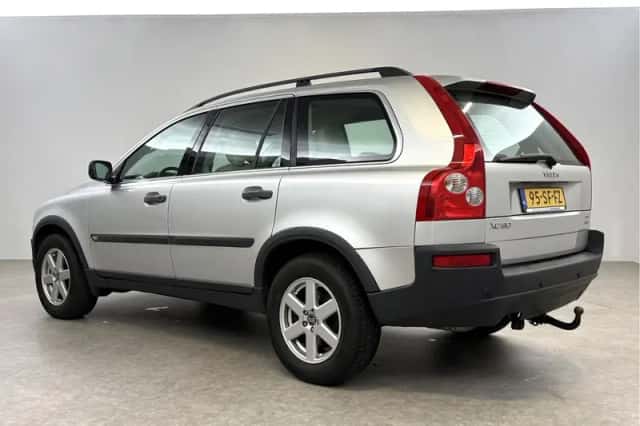 Volvo XC90 (2005) thumbnail 3