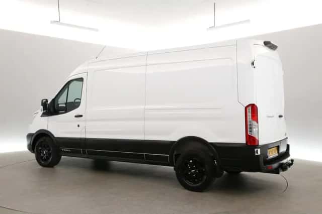 Ford Transit (2022) thumbnail 4