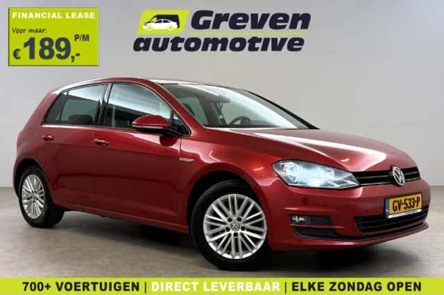 Volkswagen Golf (2015) thumbnail 1