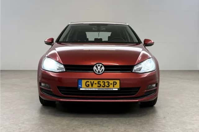 Volkswagen Golf (2015) thumbnail 6