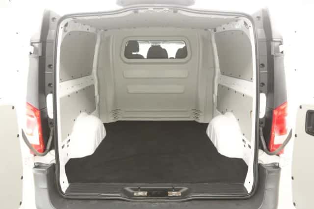 Mercedes-Benz Vito (2021) thumbnail 4