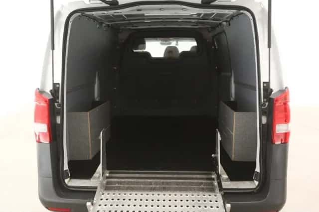Mercedes-Benz Vito (2020) thumbnail 3