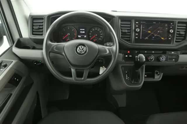 Volkswagen Crafter (2021) thumbnail 2