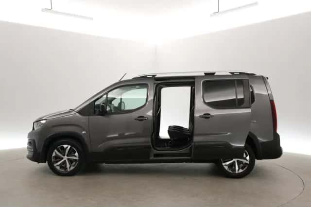 Peugeot Rifter (2021) thumbnail 6