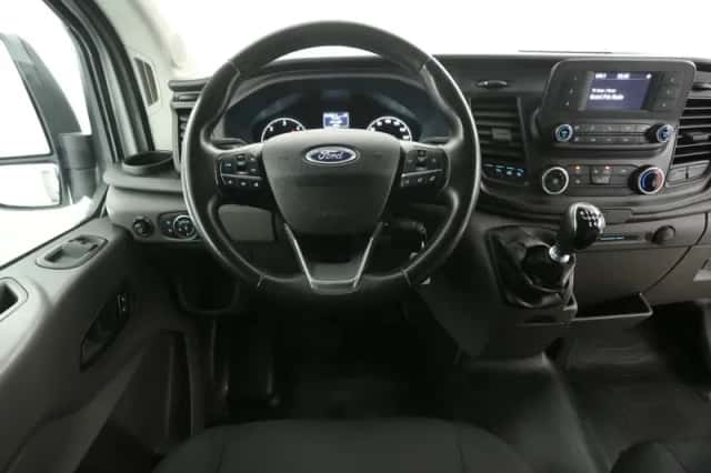 Ford Transit (2024) thumbnail 2