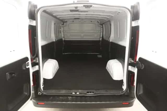 Renault Trafic (2024) thumbnail 3