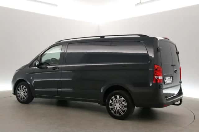 Mercedes-Benz Vito (2020) thumbnail 4