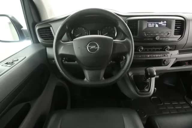 Opel Vivaro (2021) thumbnail 2