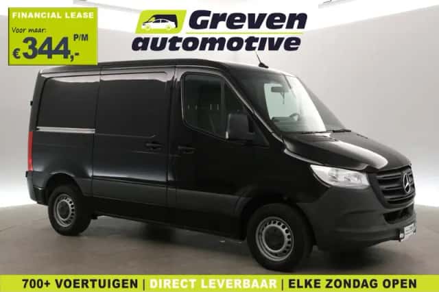 Mercedes-Benz Sprinter (2021) thumbnail 1