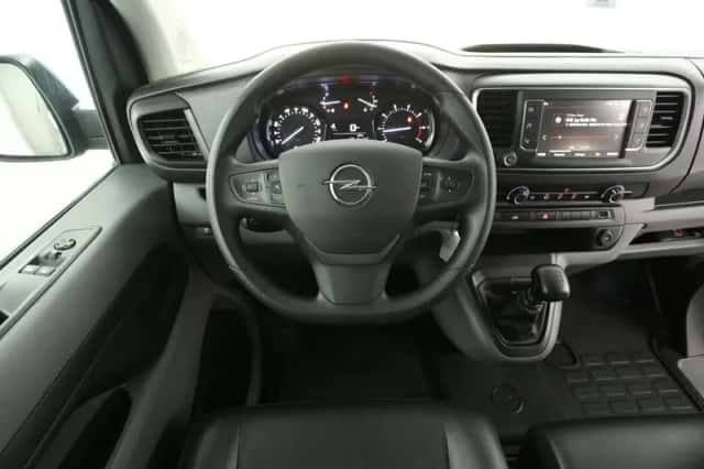 Opel Vivaro (2021) thumbnail 2